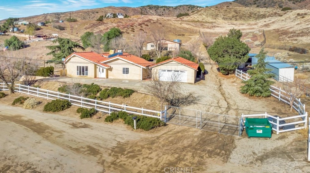 8545 Calva St, Palmdale CA  93551-7230 exterior