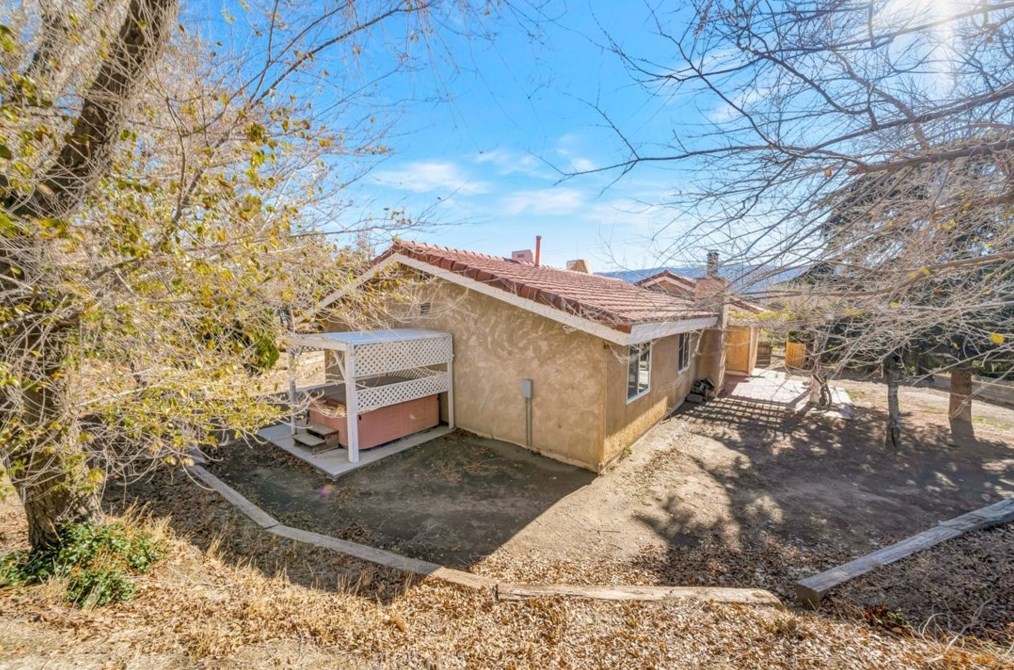 8545 Calva St, Palmdale CA  93551-7230 exterior