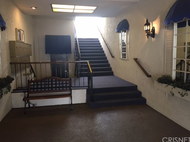 5255 Bellingham Ave #205, North Hollywood, CA 91607