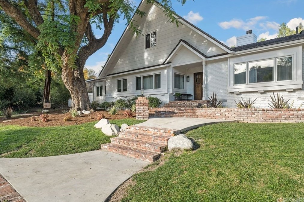 24153 Long Valley Rd, Calabasas, CA 91302