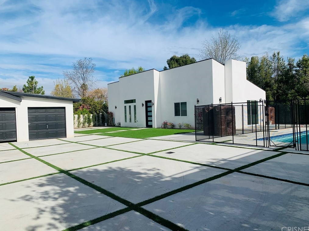 5146 Otis Ave, Los Angeles, CA 91356