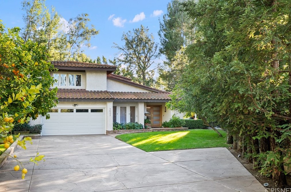 5622 Maricopa Dr, Simi Valley, CA 93063