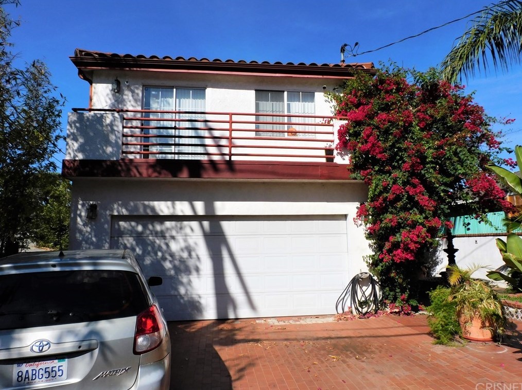1615 Sargent Pl, Los Angeles, CA 90026-2625