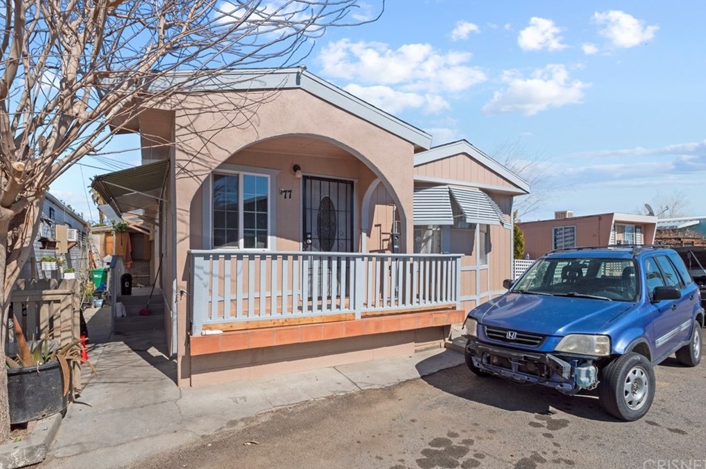 723 W Ave I, Lancaster, CA 93534