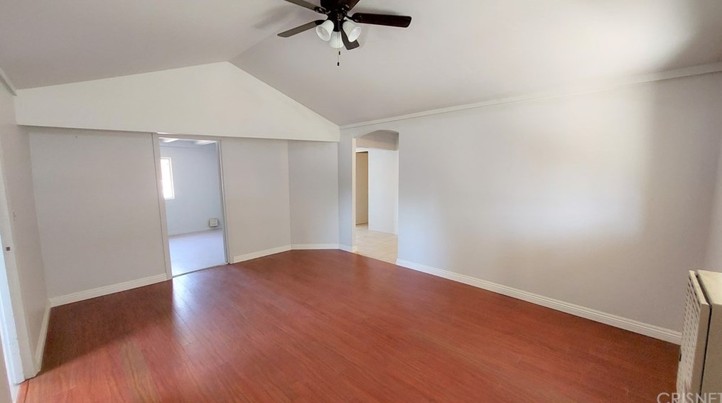 68 Val Monte St, Banning CA  92220-5933 exterior