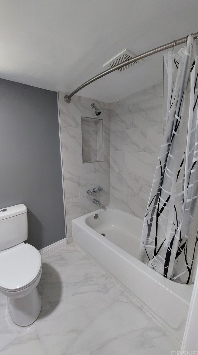 68 Val Monte St, Banning CA  92220-5933 exterior