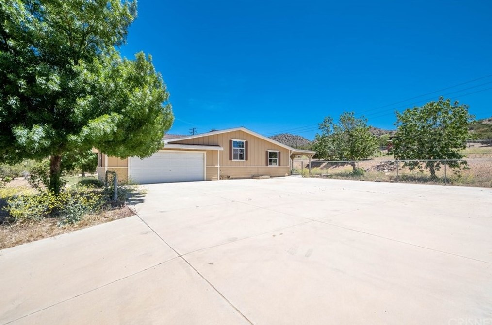 1302 Karak Rd, Acton, CA 93510