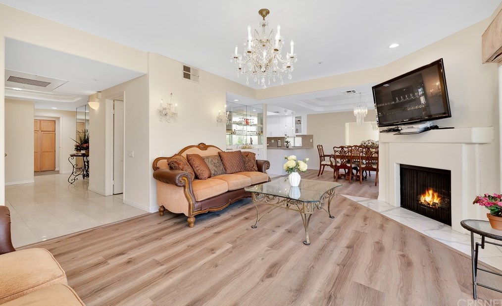 5224 Zelzah Ave #108, Van Nuys, CA 91316