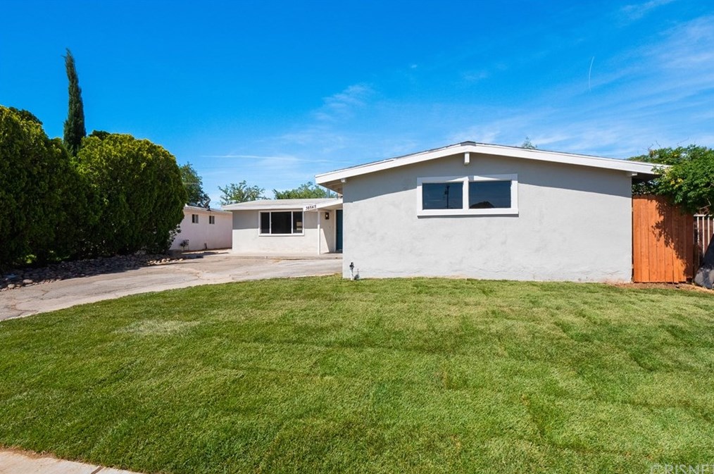 38545 Glenbush Ave, Palmdale, CA 93550-4317