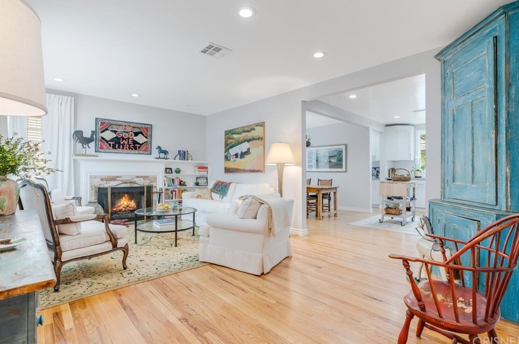 4837 Calhoun Ave, Van Nuys, CA 91423