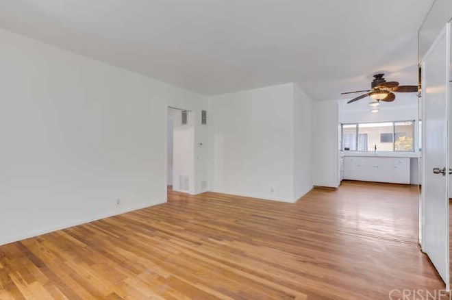 4353 Colfax Ave #20, North Hollywood, CA 91604