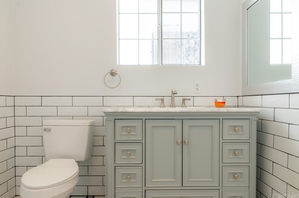 1158 52nd St, Los Angeles CA  90011-4704 exterior