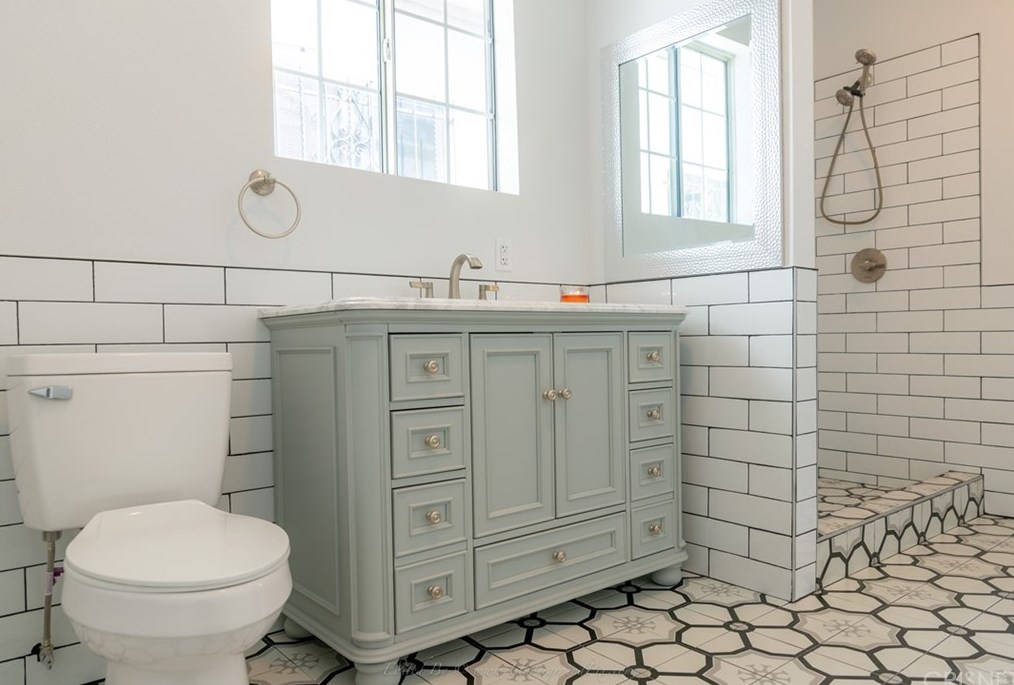 1158 52nd St, Los Angeles CA  90011-4704 exterior