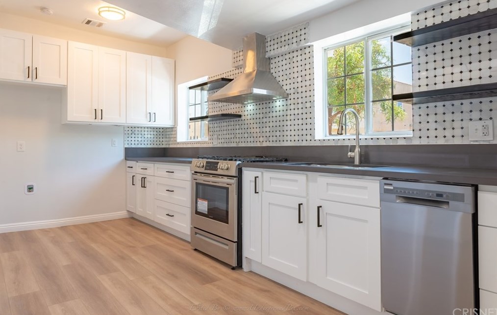 1158 52nd St, Los Angeles CA  90011-4704 exterior