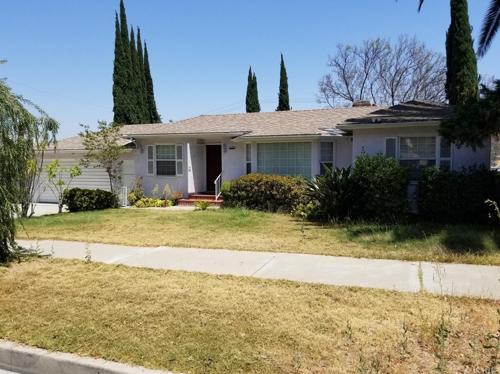 830 De La Fuente St, Monterey Park, CA 91754-4708