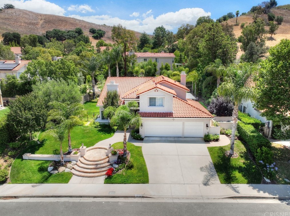 3620 Patrick Henry Pl, Calabasas, CA 91301-3636