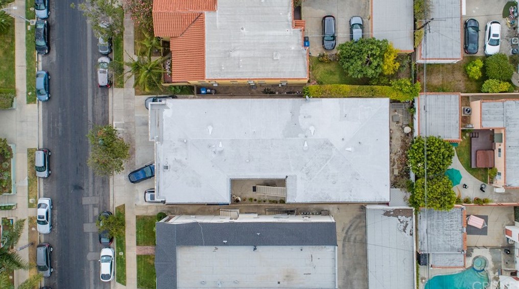 8312 Blackburn Ave, Los Angeles CA  90048-4261 exterior
