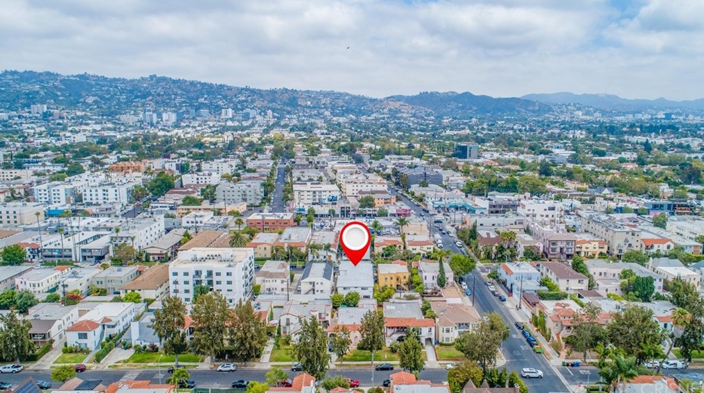 8312 Blackburn Ave, Los Angeles CA  90048-4261 exterior