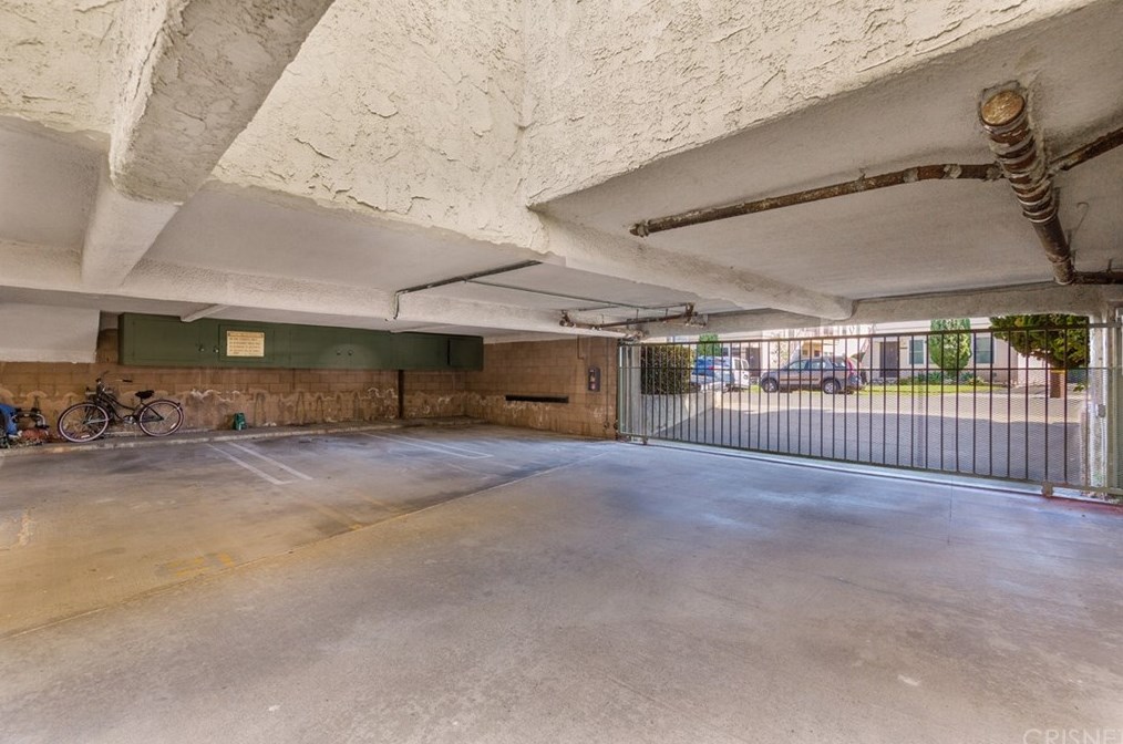 4350 Berryman Ave, Los Angeles CA  90066-6022 exterior