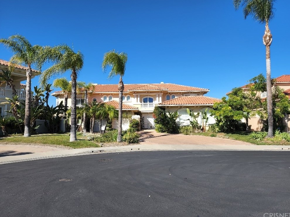 18517 Marbella Ln, Los Angeles, CA 91356-5724