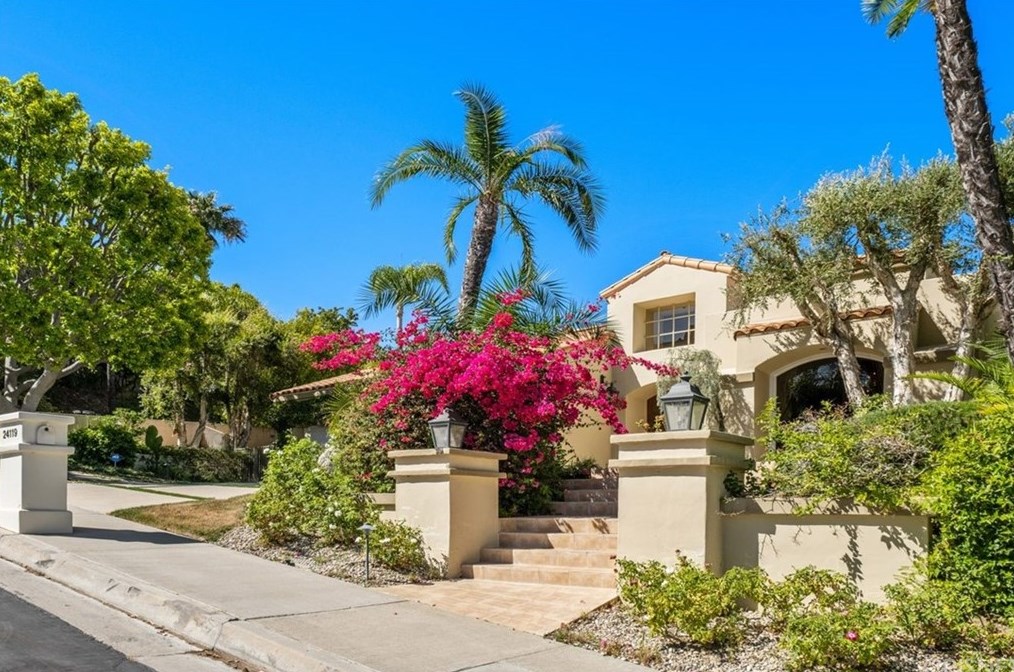 24119 Park Granada, Calabasas, CA 91302