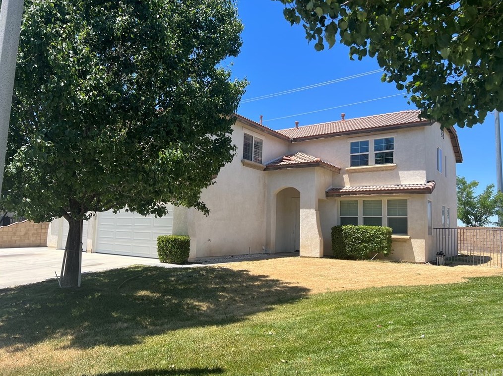 4515 Jade Ct, Lancaster, CA 93536