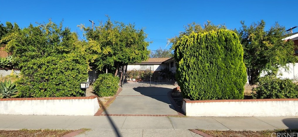 17130 Sunderland Dr, San Fernando, CA 91344