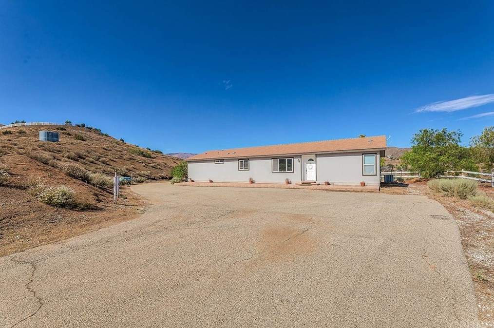 33110 Margarita Hills Dr, Acton, CA 93510-1553