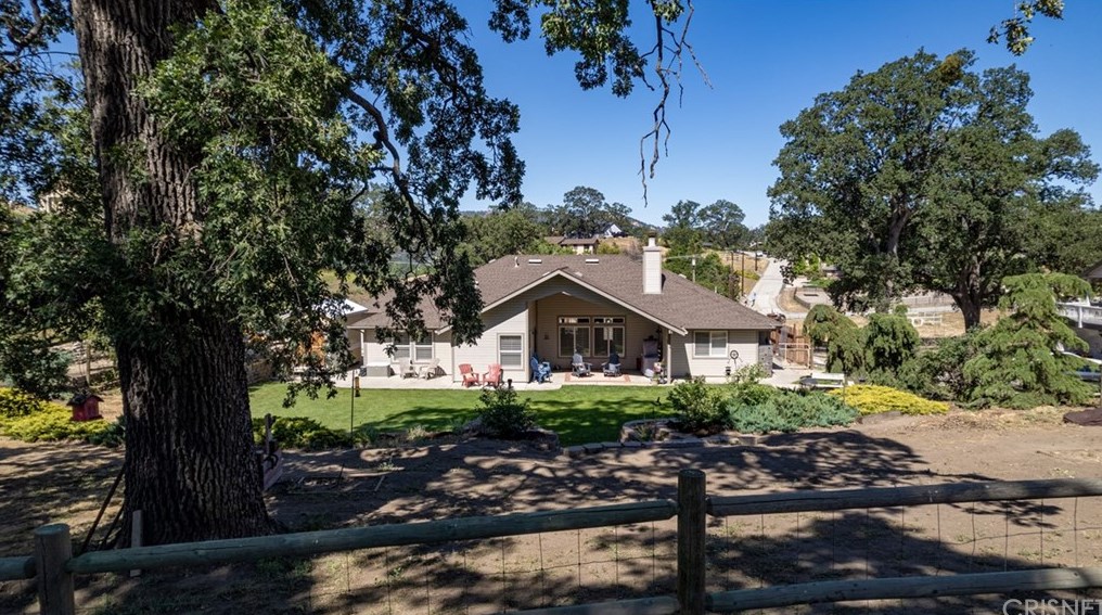 24350 Deertrail Dr, Tehachapi, CA 93561