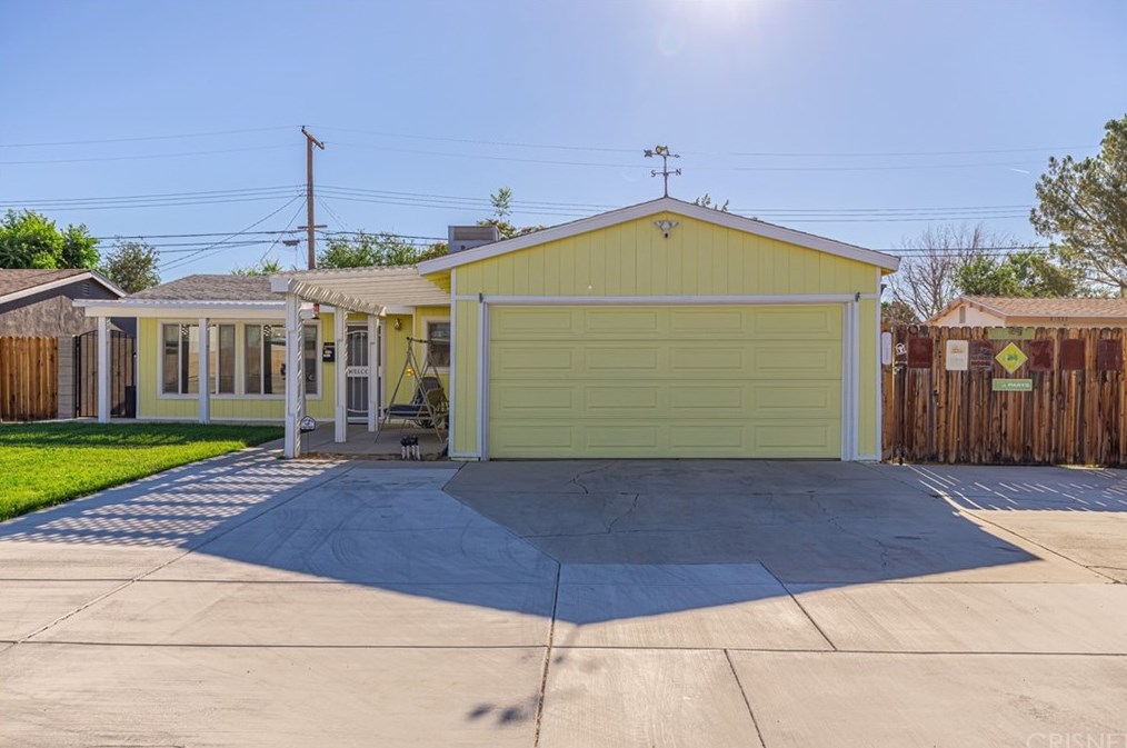 45527 Saigon Ave, Lancaster, CA 93534