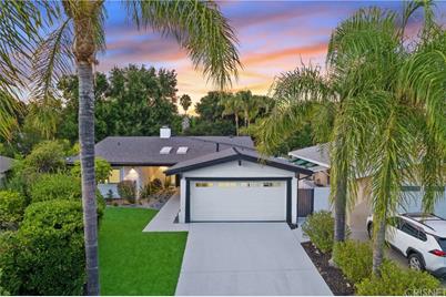 22041 Kinzie Street - Photo 1