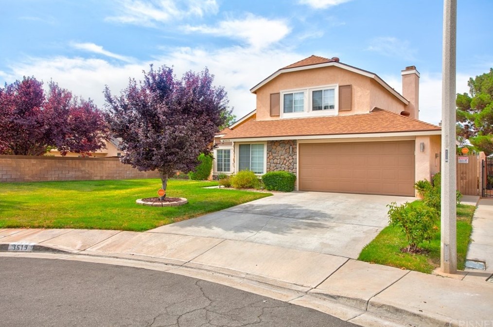 3619 Comet Ct, Palmdale, CA 93550-2515