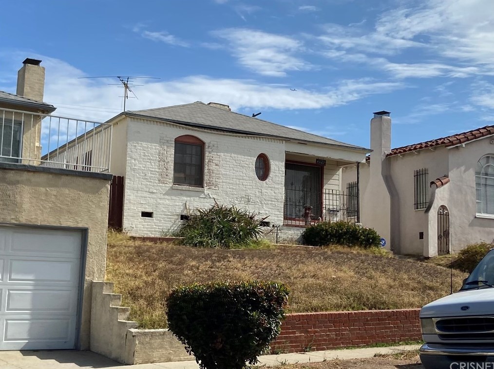 4329 59th St, Los Angeles, CA 90043-3416