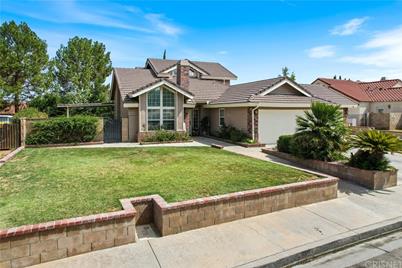 6017 Brougham Street - Photo 1