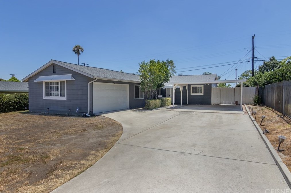 17226 Simonds St, San Fernando, CA 91344-3511