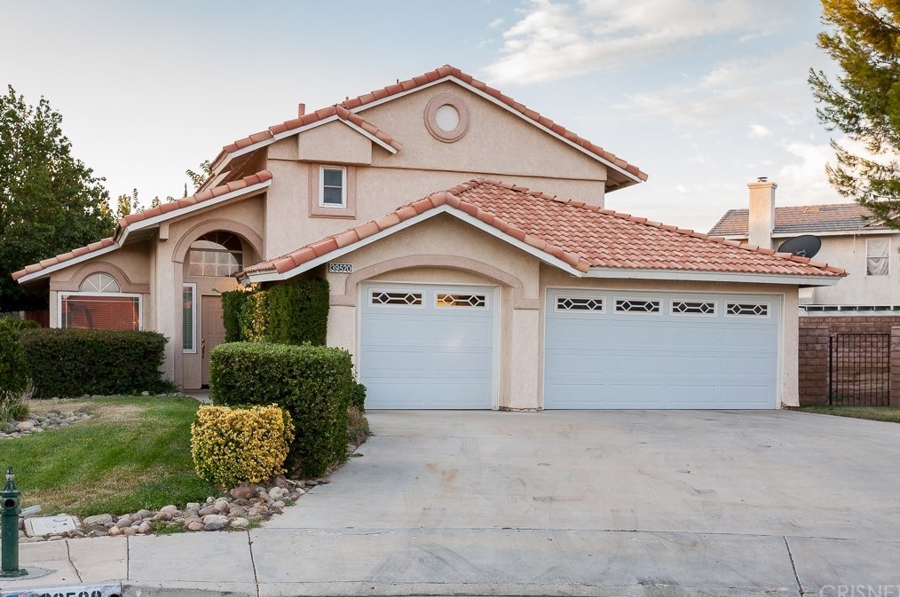 39520 Colchester Ct, Palmdale, CA 93551-4065
