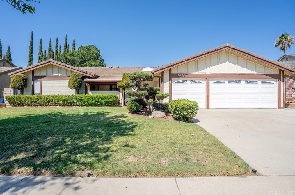 10603 Alabama Ave, Chatsworth, CA 91311