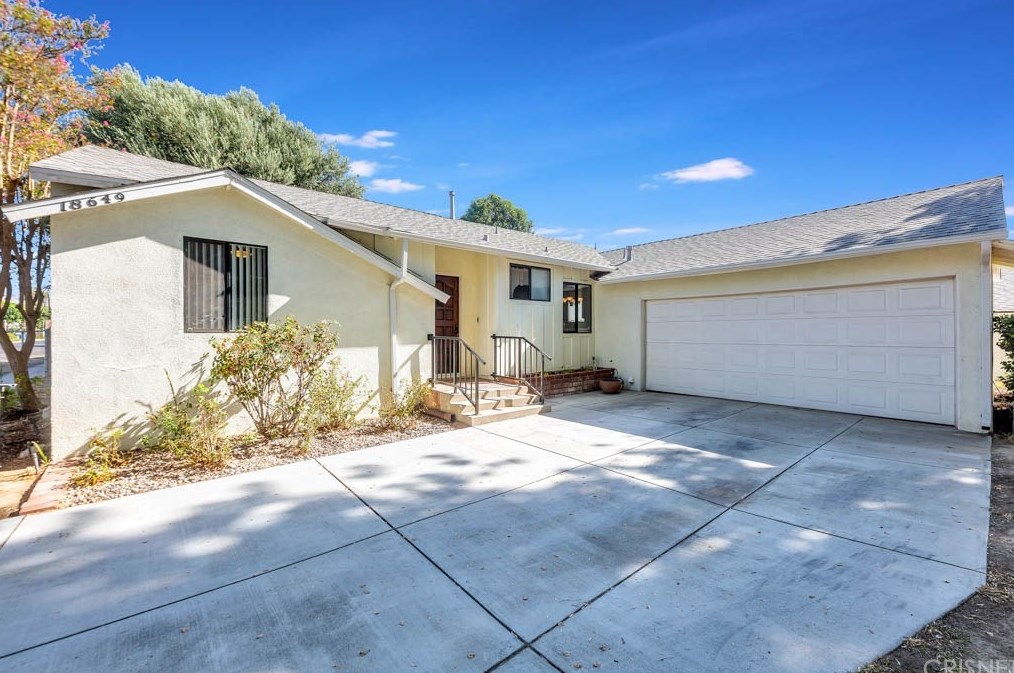 18649 Willard St, Los Angeles, CA 91335-1256