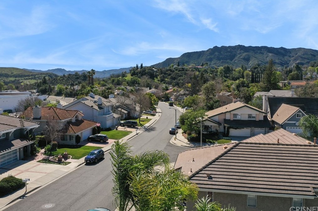 5690 Buffwood Pl, Calabasas, CA 91301-1580
