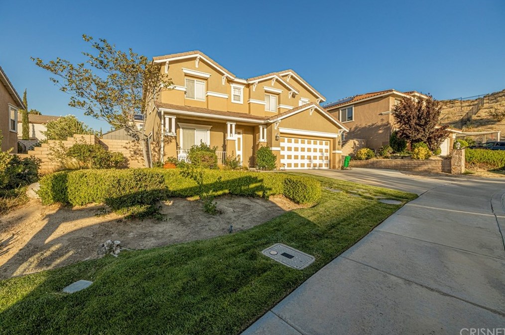 38606 Louise Ln, Palmdale, CA 93551-5420