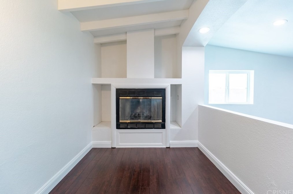 41650 30th St, Palmdale CA  93551-1374 exterior