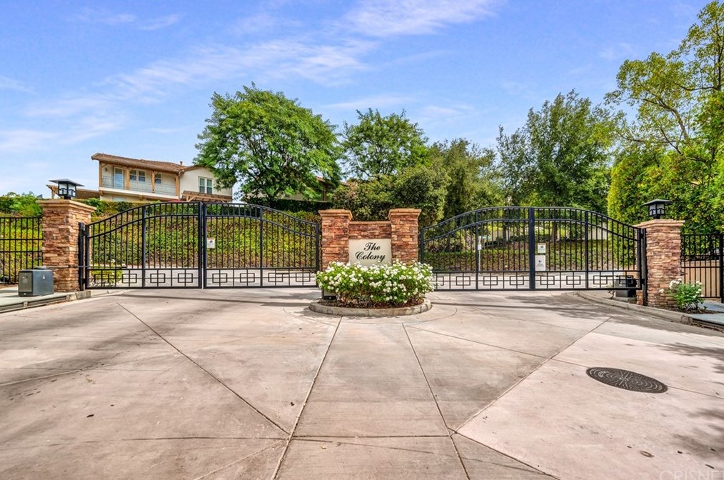 4651 Camino Del Sol, Calabasas, CA 91302