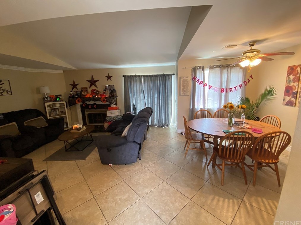 4718 Halen St, Palmdale, CA 93552-3739