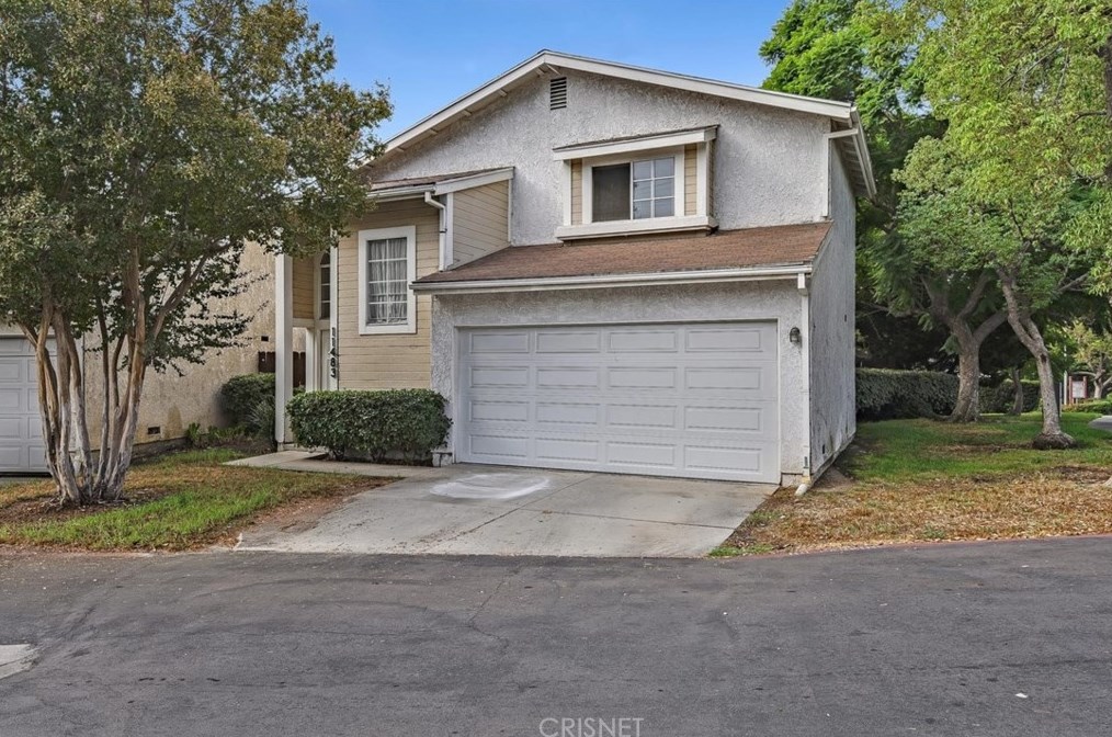 11483 Green Valley Ter, Los Angeles, CA 91331-1454