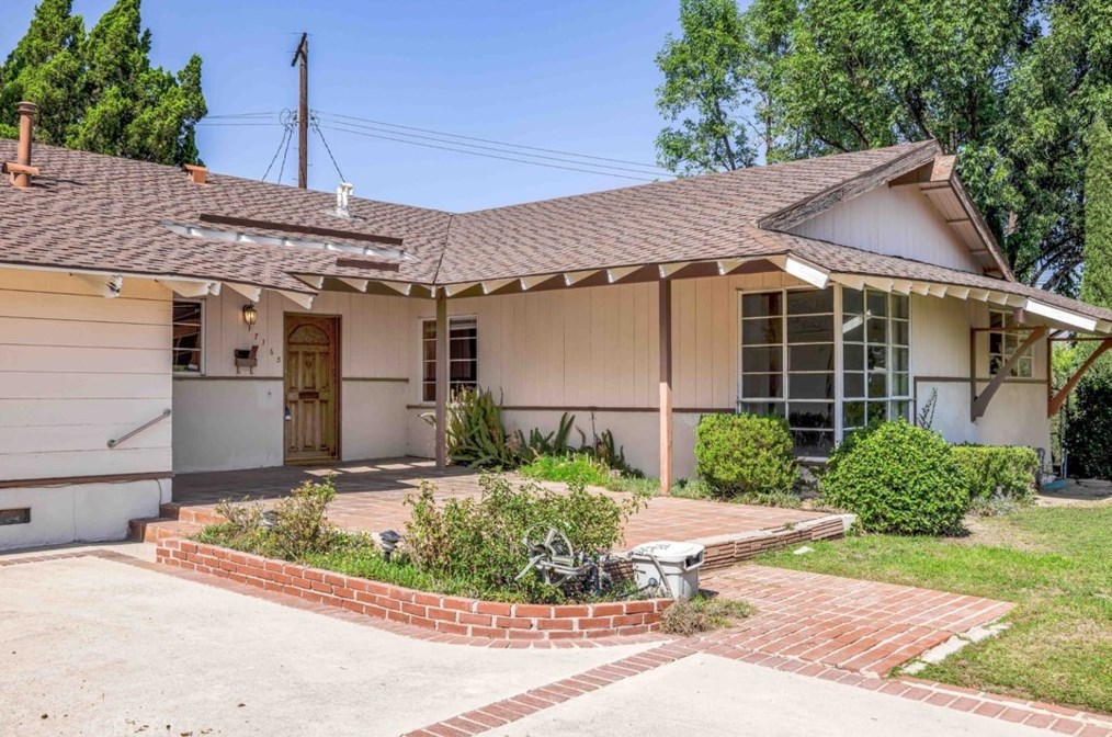 17165 Midwood Dr, San Fernando, CA 91344-2343