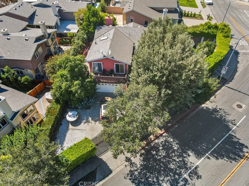 2794 Woodlyn Rd, Pasadena CA  91107-1879 exterior