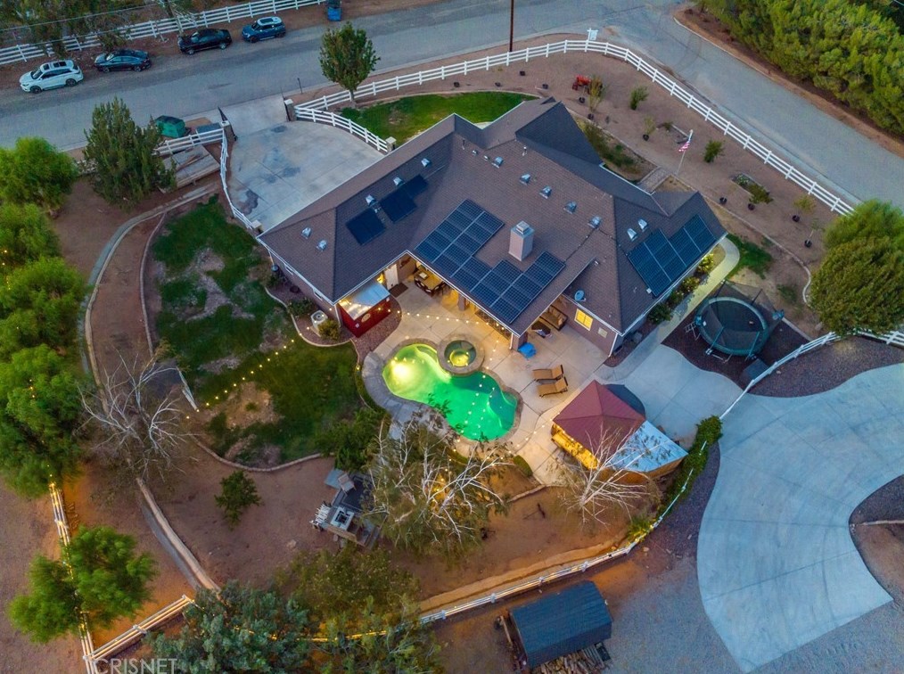 4114 9th St, Acton, CA 93510-1932