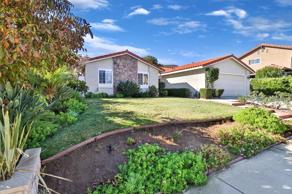 882 Birch Hill St, Thousand Oaks, CA 91320-4046