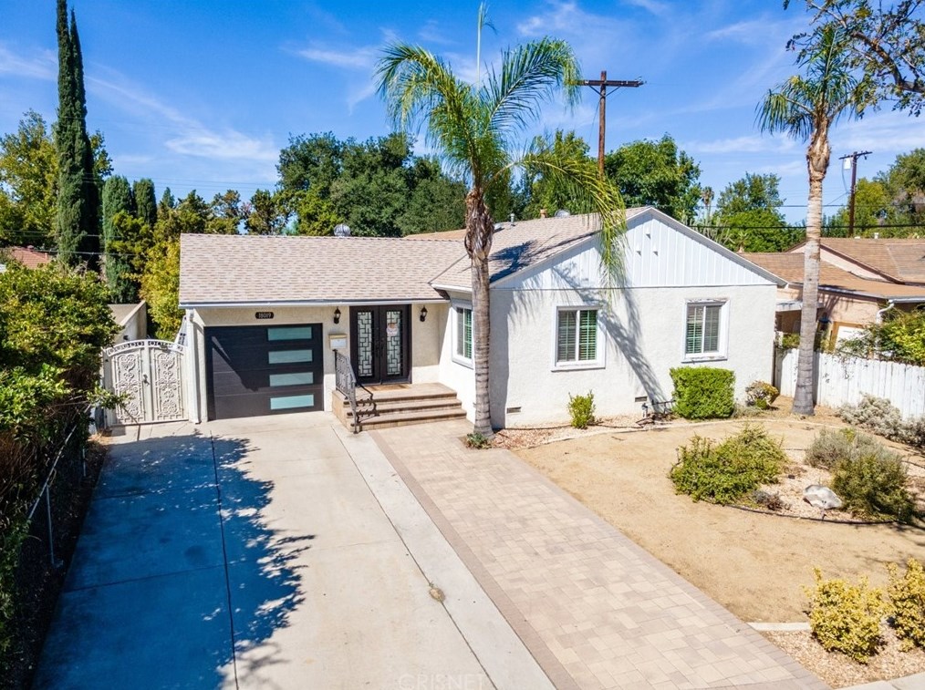 18019 Tiara St, Van Nuys, CA 91316