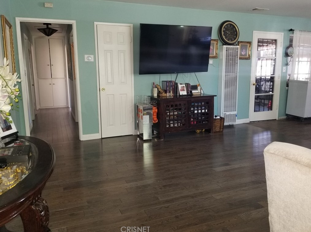 38709 Glenbush Ave, Palmdale, CA 93550-4215